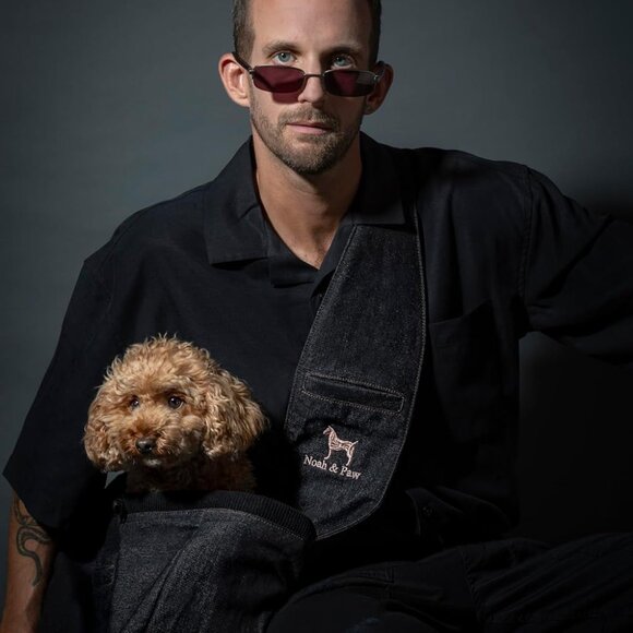 Noah & Paw Dog Sling Carrier for Small Dogs 5-18lb and Cats (fur lined) - Picture 5 of 10